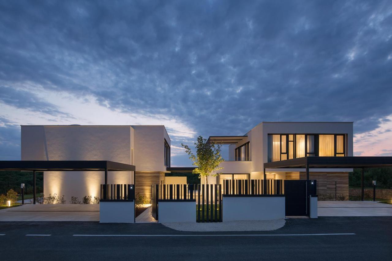Design Villa Noble With Spa Bale Buitenkant foto