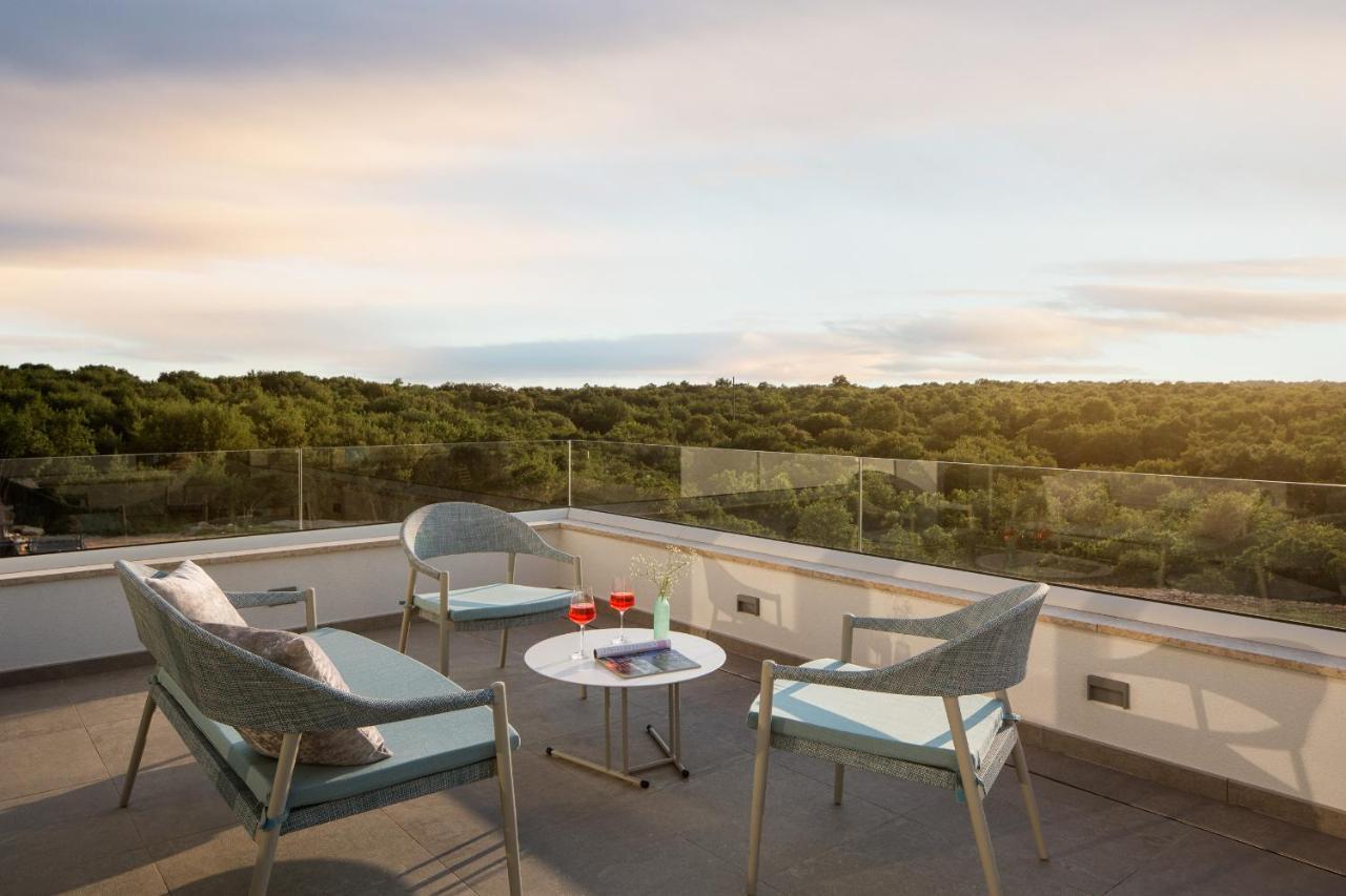 Design Villa Noble With Spa Bale Buitenkant foto