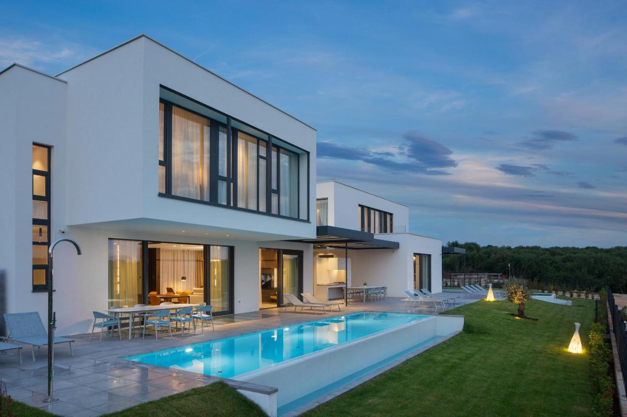 Design Villa Noble With Spa Bale Buitenkant foto