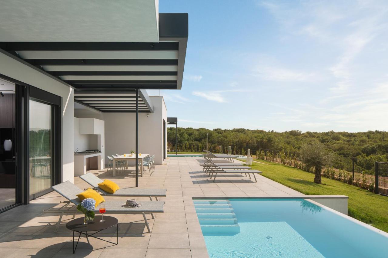Design Villa Noble With Spa Bale Buitenkant foto